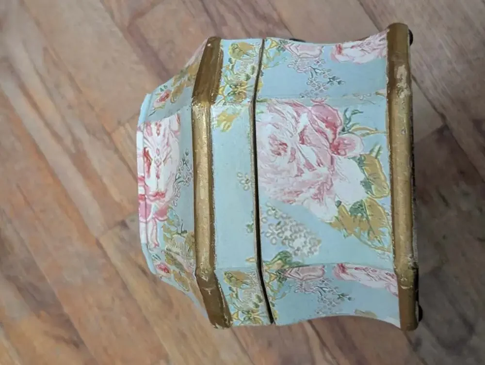 Vintage Shabby Chic Floral Wallpaper Decoupage Octagonal Wooden Storage Box with